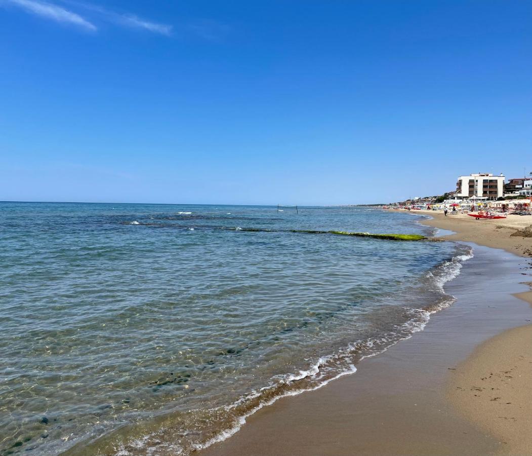 Domus Lavinia "Levante" - Anzio Exterior photo